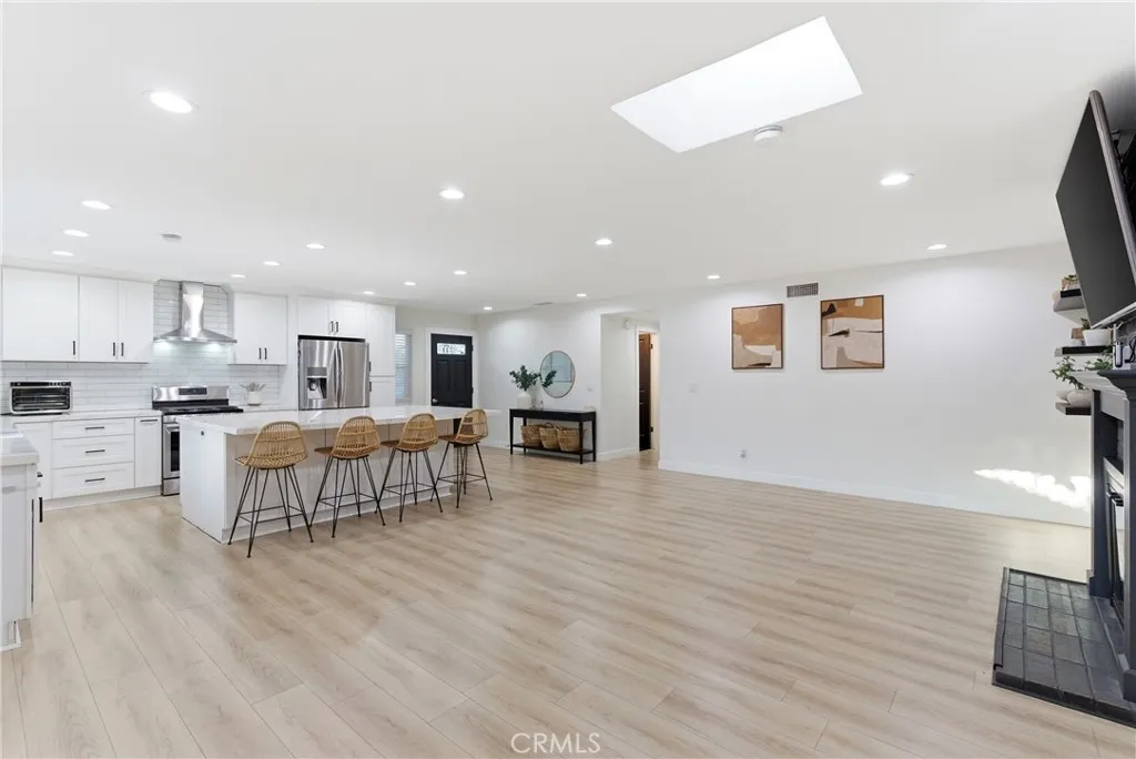 Additional image 13 of 1806 W Saint Andrew Pl, Santa Ana, CA 92704
