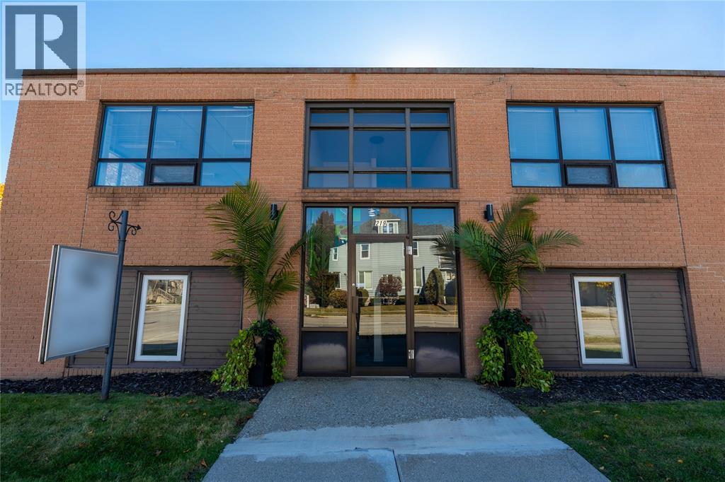 Additional image 3 of 219 Lochiel Street, Sarnia, ON, N7T4C8