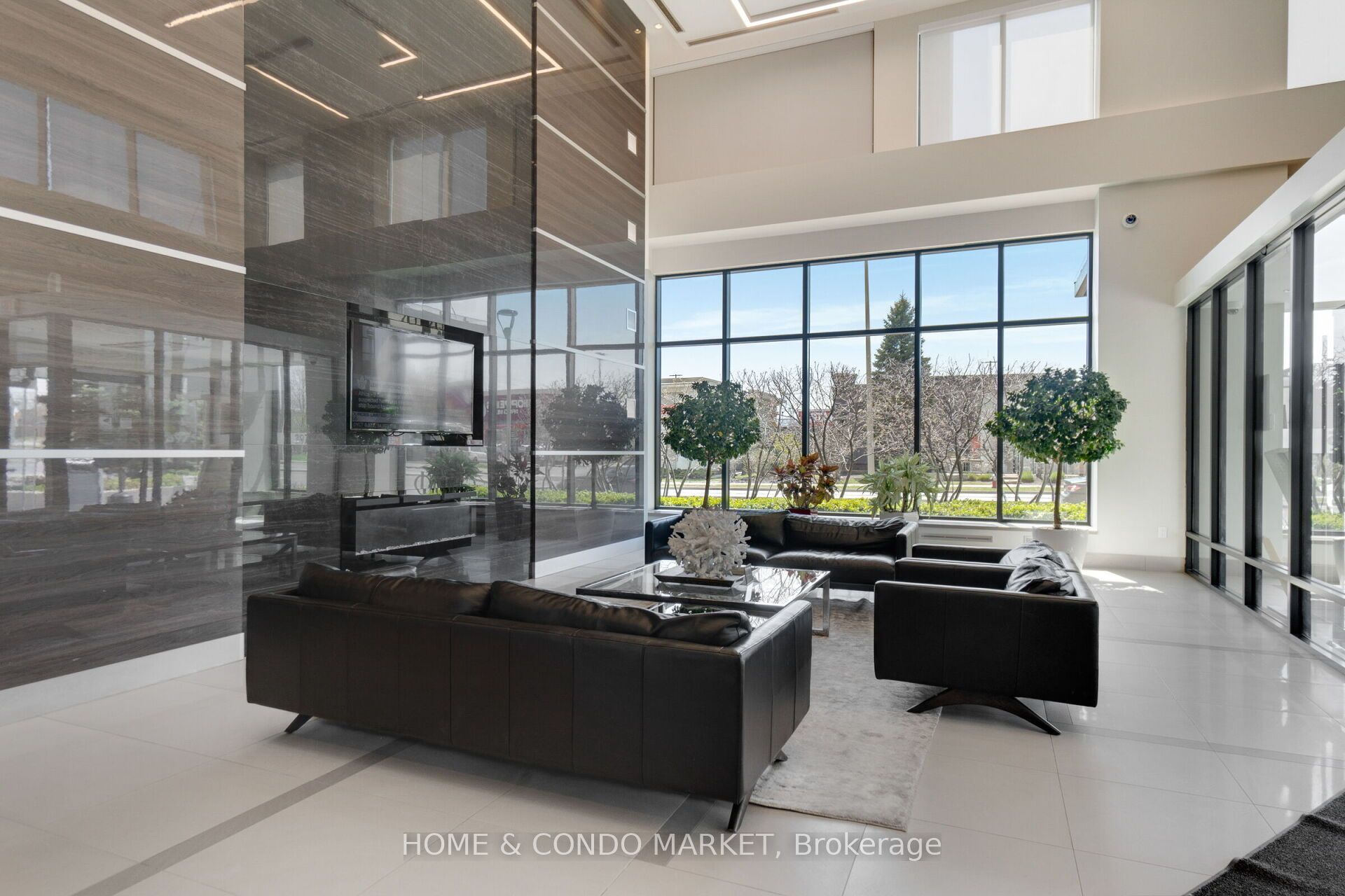 Additional image 3 of 2002-3975 Grand Park Drive, Mississauga, ON, L5B 0K4