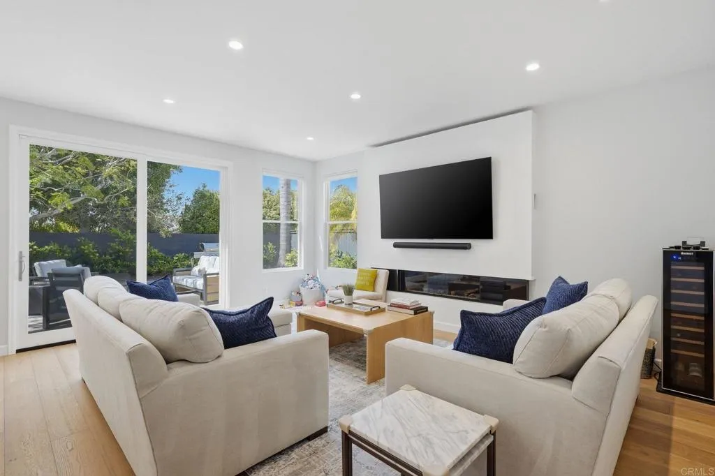 Additional image 72 of 4939 Riding Ridge Road, San Diego, CA 92130
