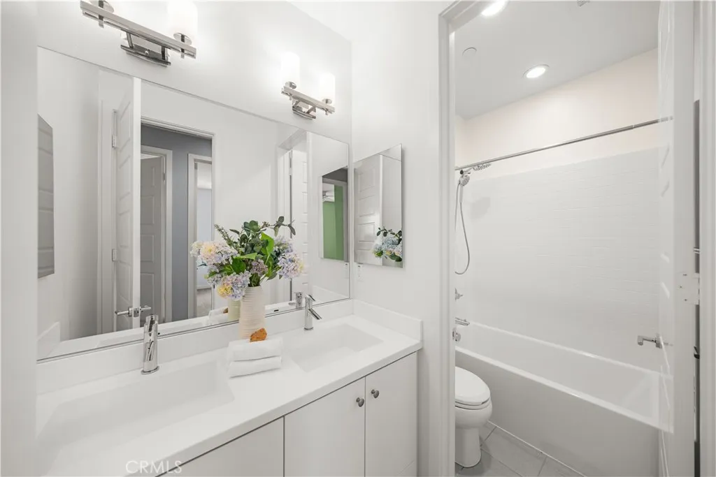 Additional image 68 of 65 Finch, Lake Forest, CA 92630