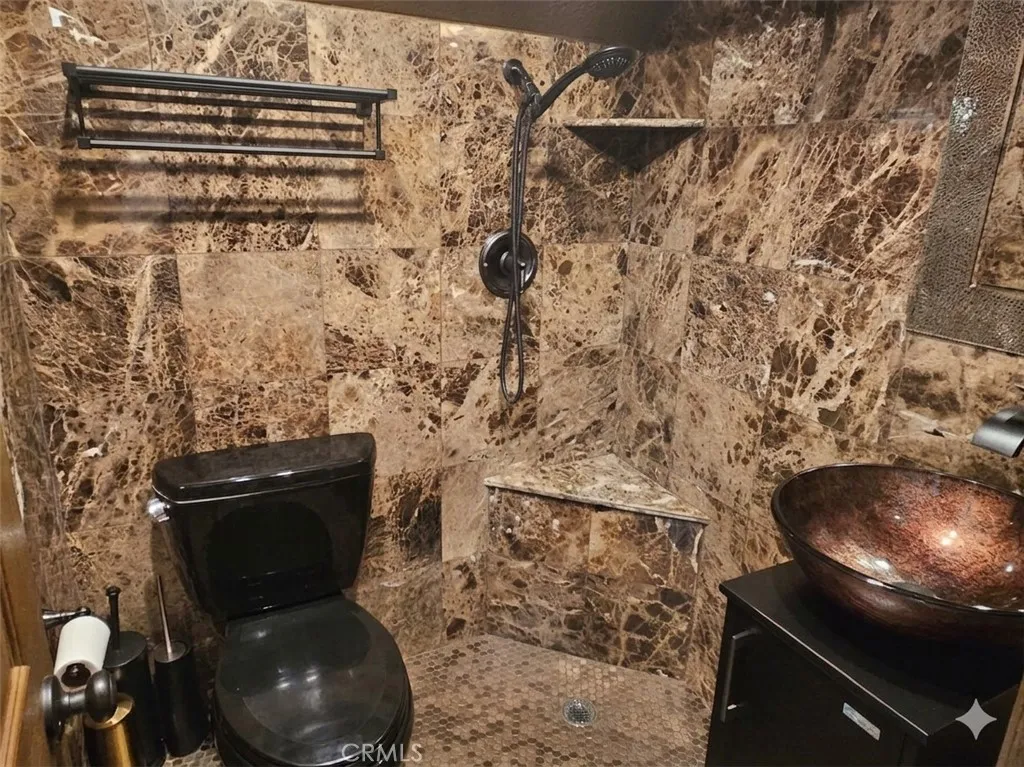 Additional image 14 of 1416 N Vista St, Los Angeles, CA 90046