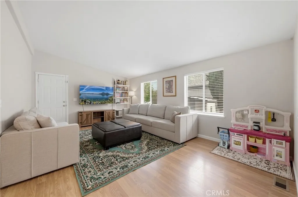 Additional image 92 of 205 Lakeview Dr, Lakeport, CA 95453