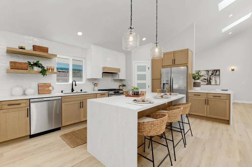 Additional image 24 of 10966 Red Rock Dr, San Diego, CA 92131