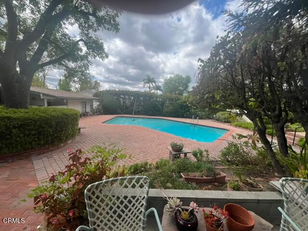 Additional image 2 of 5029 Princess Anne Road, La Canada Flintridge, CA 91011