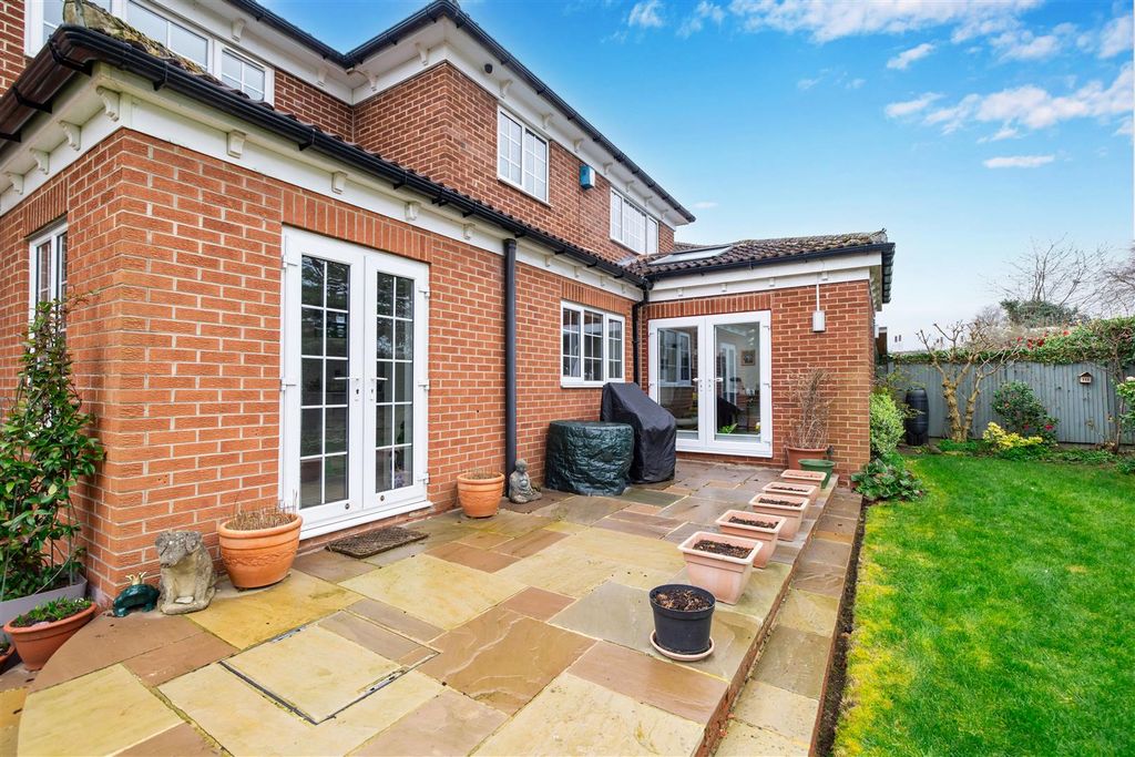 Additional image 27 of 4 bed detached house for saleWoodland Park, Oulton, Leeds LS26