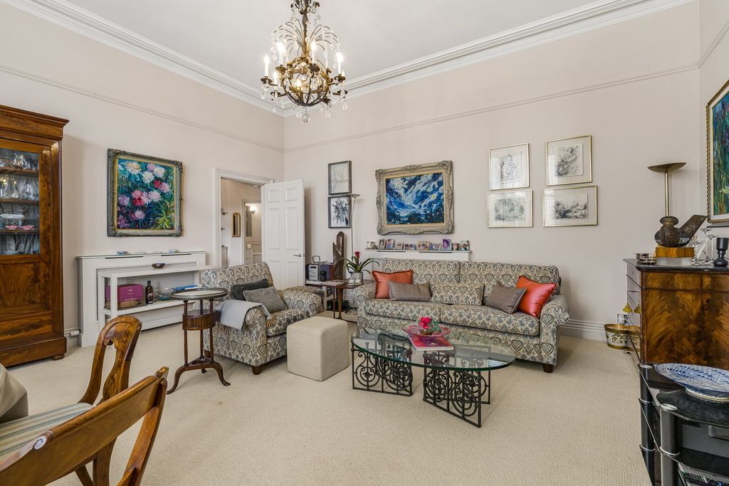 Additional image 12 of 2 bed flat for saleSt Stephens Road, Tivoli, Cheltenham GL51