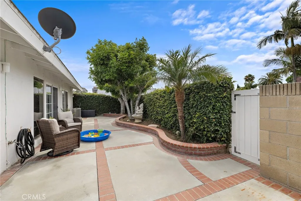 Additional image 62 of 2435 Marseilles Way, Costa Mesa, CA 92627
