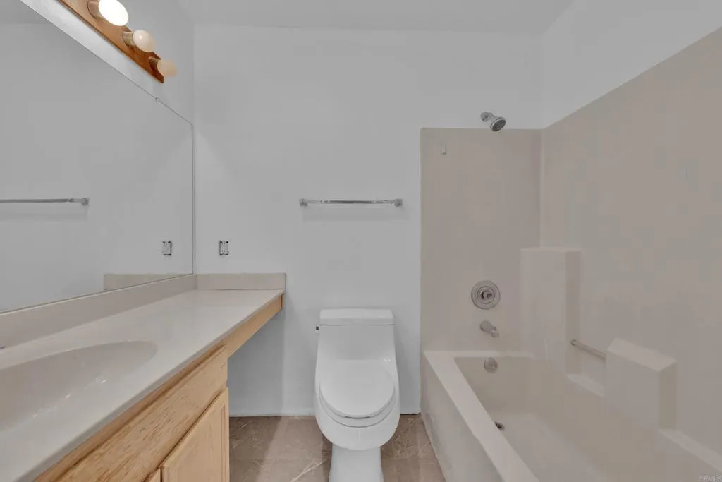 Additional image 71 of 230 Diamond Way Unit 247, Vista, CA 92083