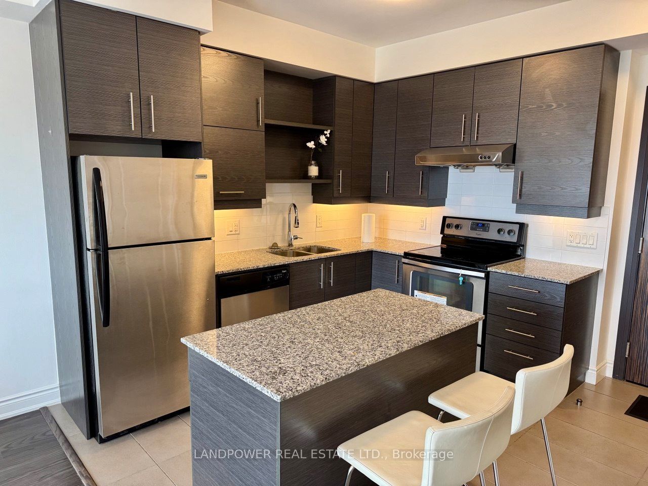 Additional image 2 of 605-325 South Park Road, Markham, ON, L3T 0B8