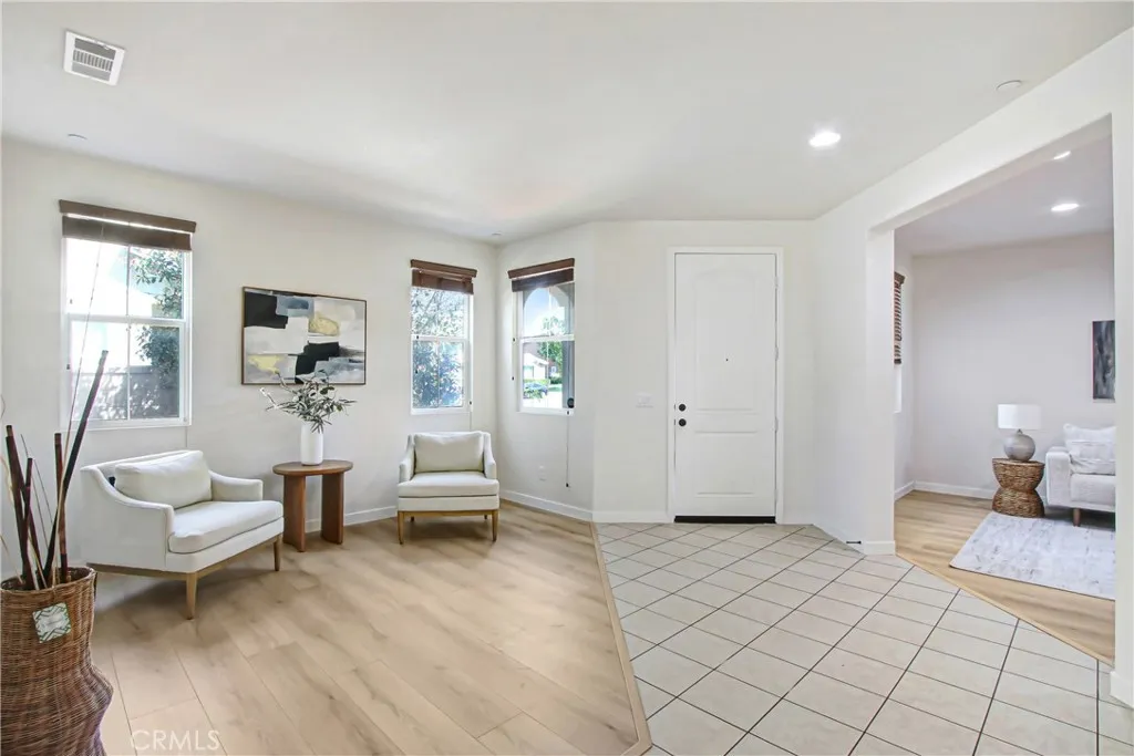 Additional image 3 of 14549 Badger Ln, Eastvale, CA 92880