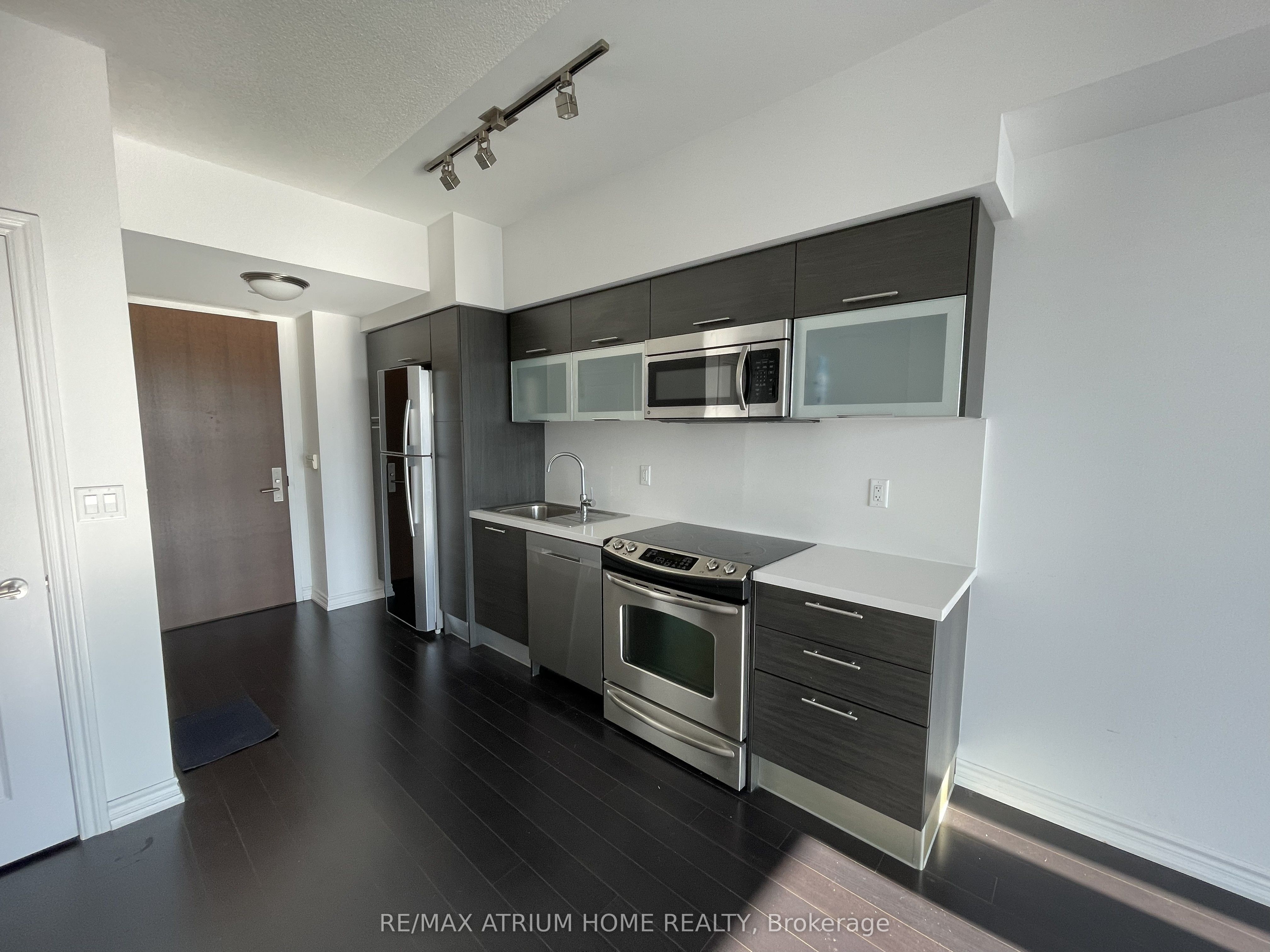 Additional image 2 of 5112-386 Yonge Street, Toronto, ON, M5B 0A5