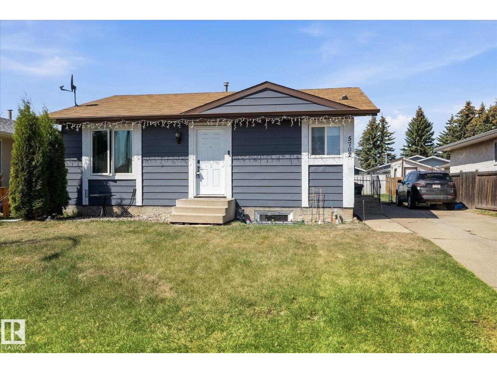 Additional image 2 of 5702 50 Street, Stony Plain, AB, T7Z1A8