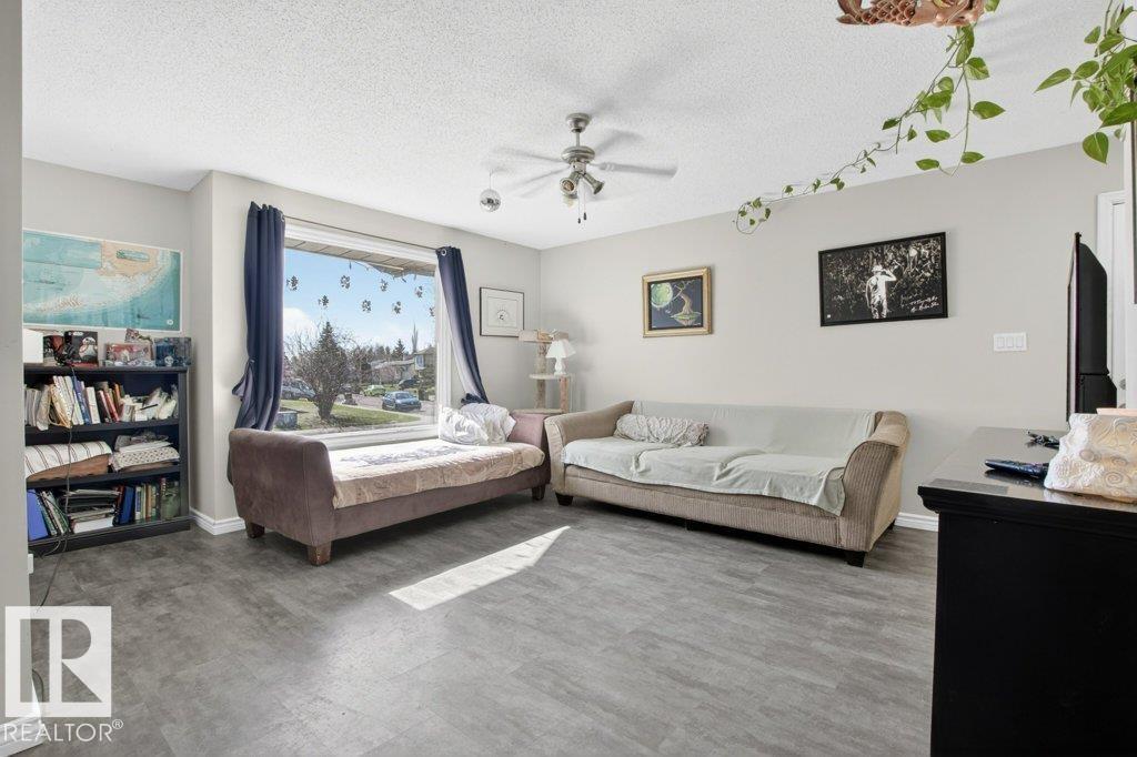 Additional image 2 of 2104 145 Avenue NW, Edmonton, AB, T5Y1T9
