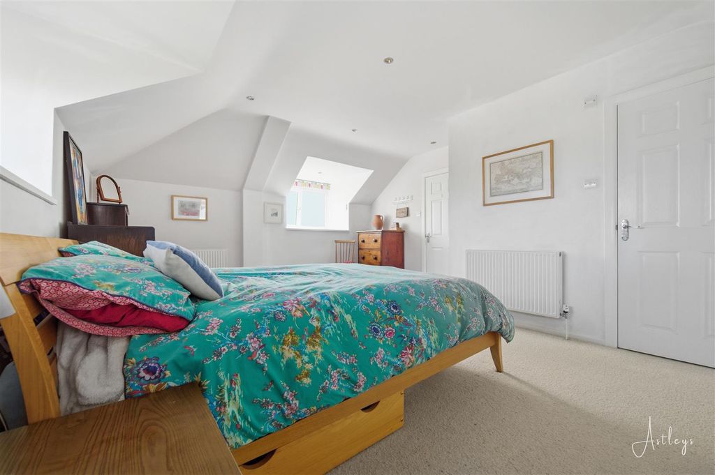 Additional image 17 of 4 bed detached house for saleCambridge Road, Langland, Swansea SA3