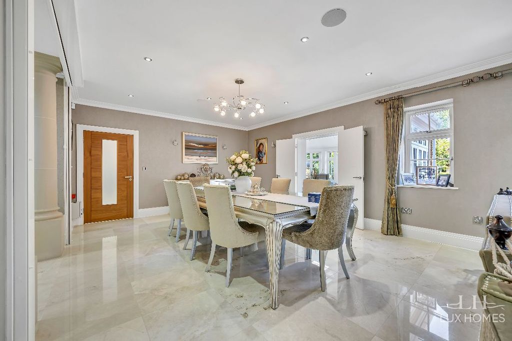 Additional image 10 of 7 bed detached house for saleParkstone Avenue, Emerson Park RM11