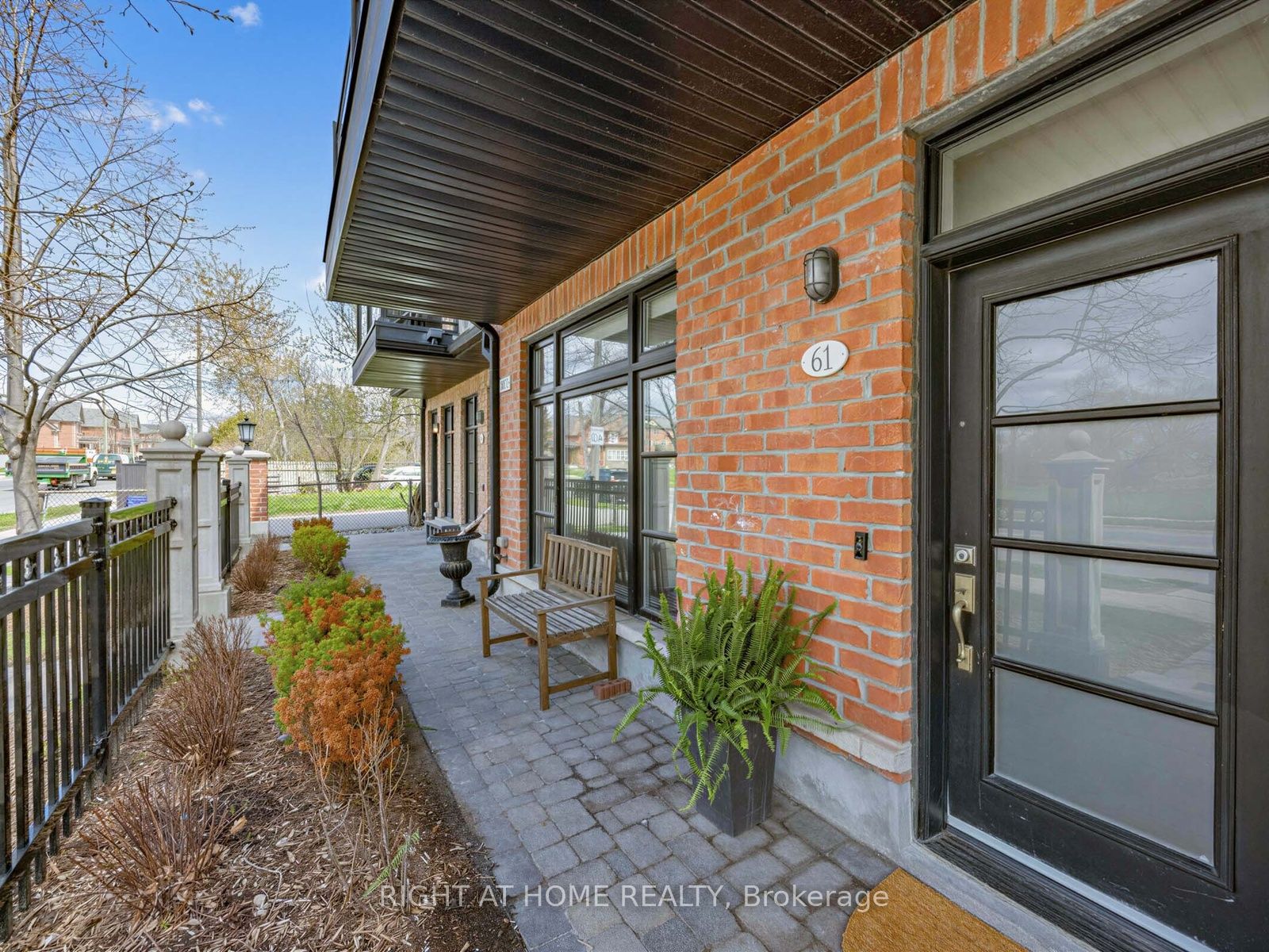 61-8177 Kipling Avenue, Vaughan, ON, L4L 2A3