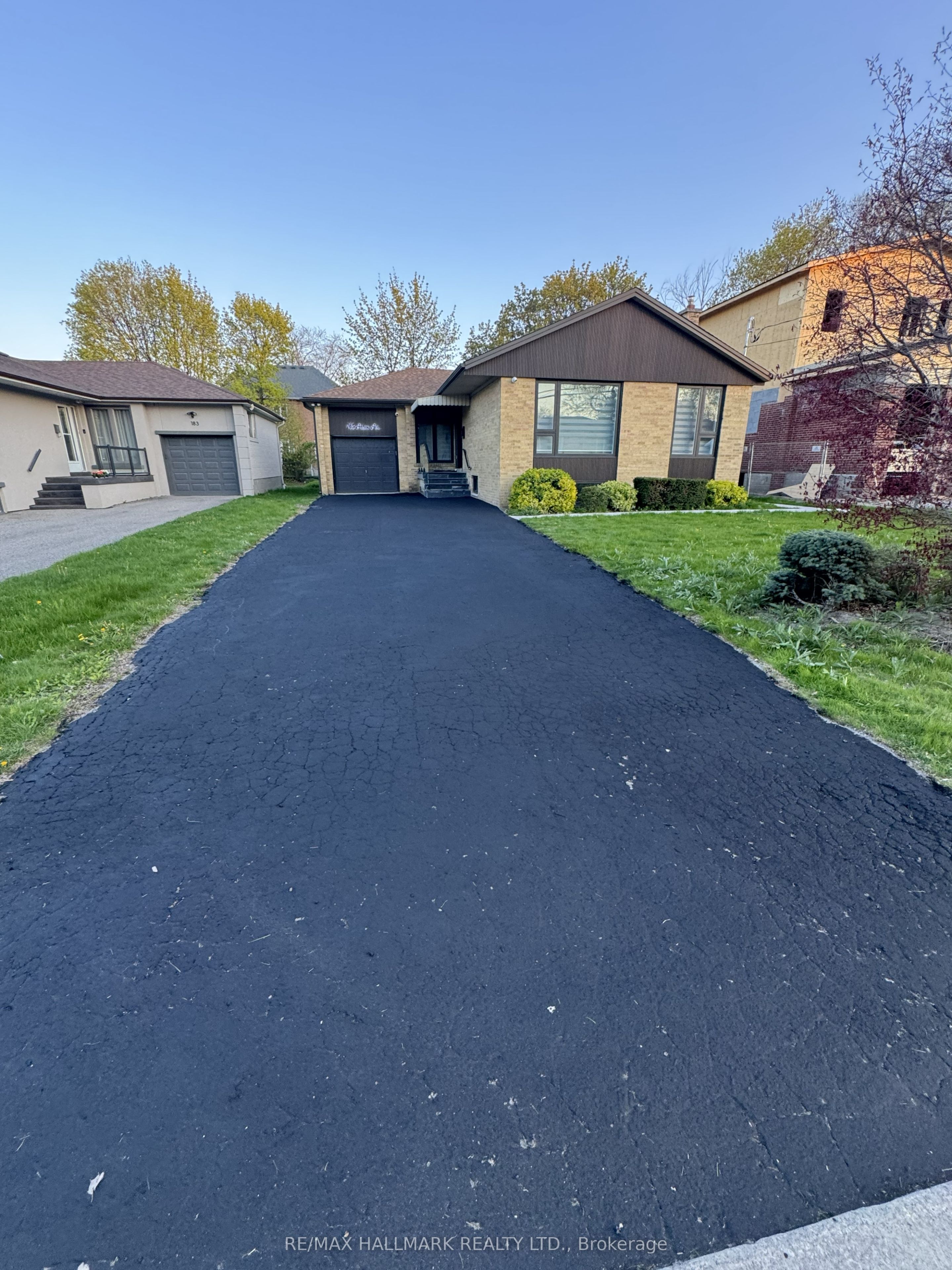 Additional image 2 of 185 Acton Avenue, Toronto, ON, M3H 4H6
