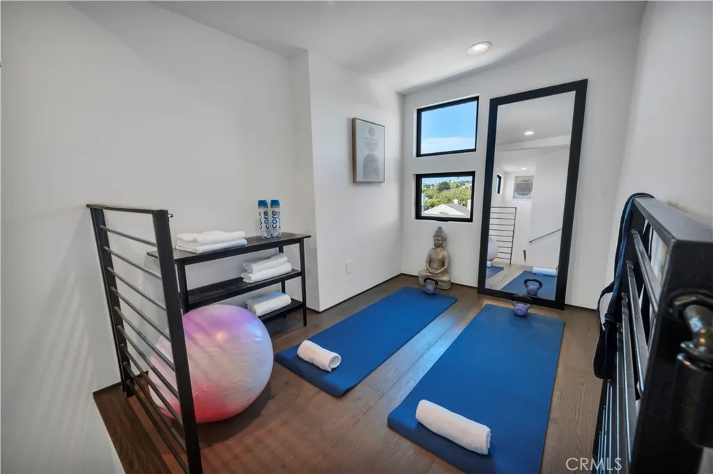 Additional image 146 of 332 Avenue E, Redondo Beach, CA 90277