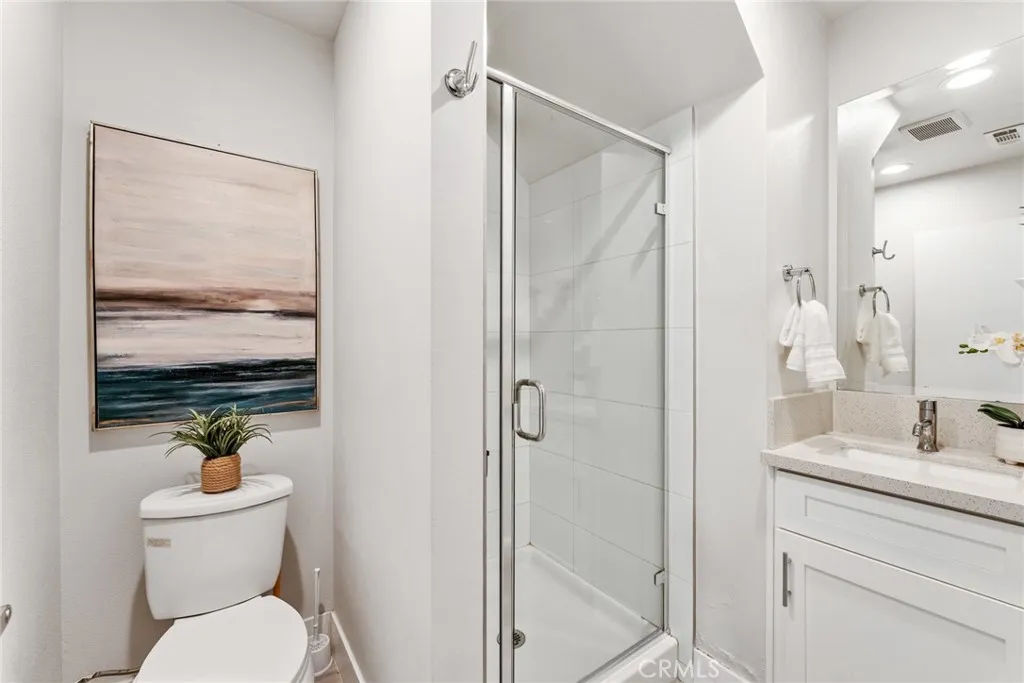 Additional image 47 of 8417 Tweedy Ln, Downey, CA 90240