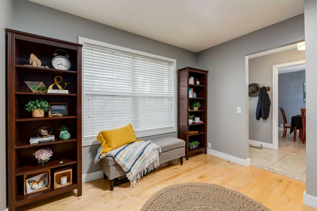 Additional image 4 of 16 Prestwick Road SE, Calgary, AB, T2Z 3M2