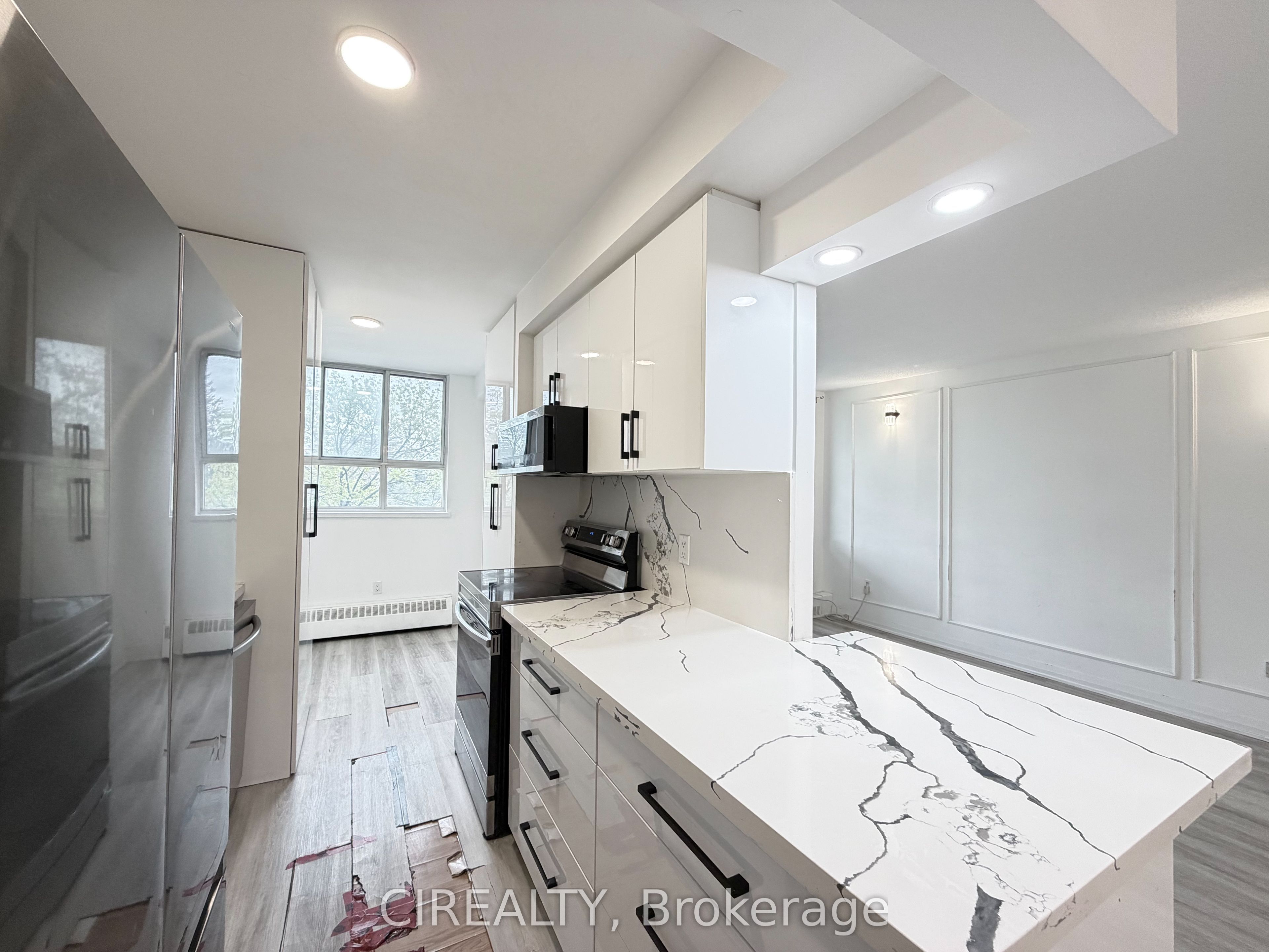 Additional image 3 of 411-1615 Bloor Street, Mississauga, ON, L4X 1S2