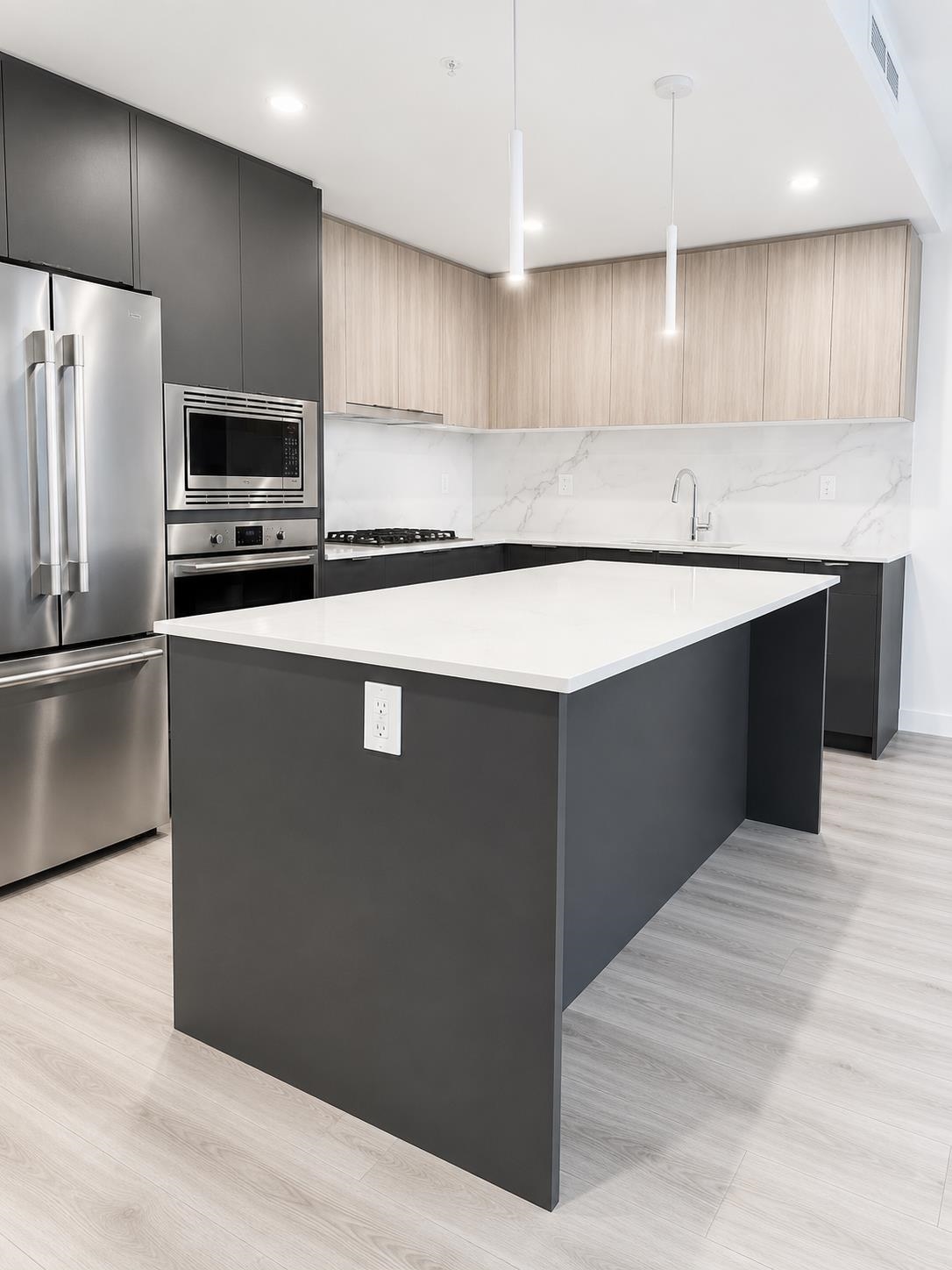 Additional image 4 of 701-8551 201 Street, Langley, BC, V2Y 3Y5