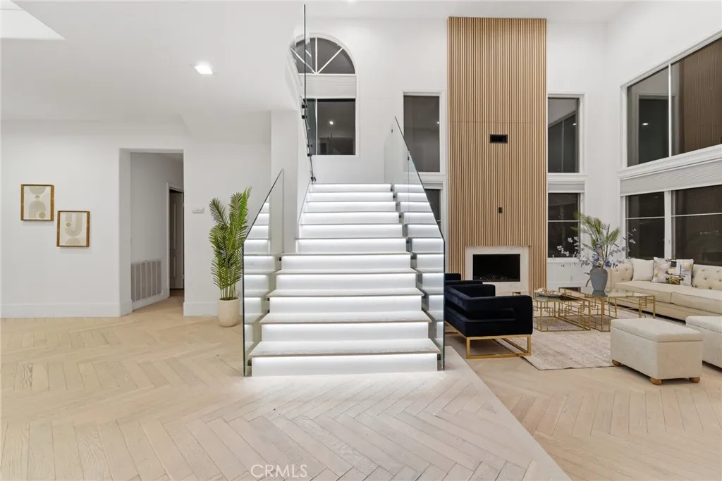 Additional image 46 of 7612 Carmenita Ln, West Hills, CA 91304