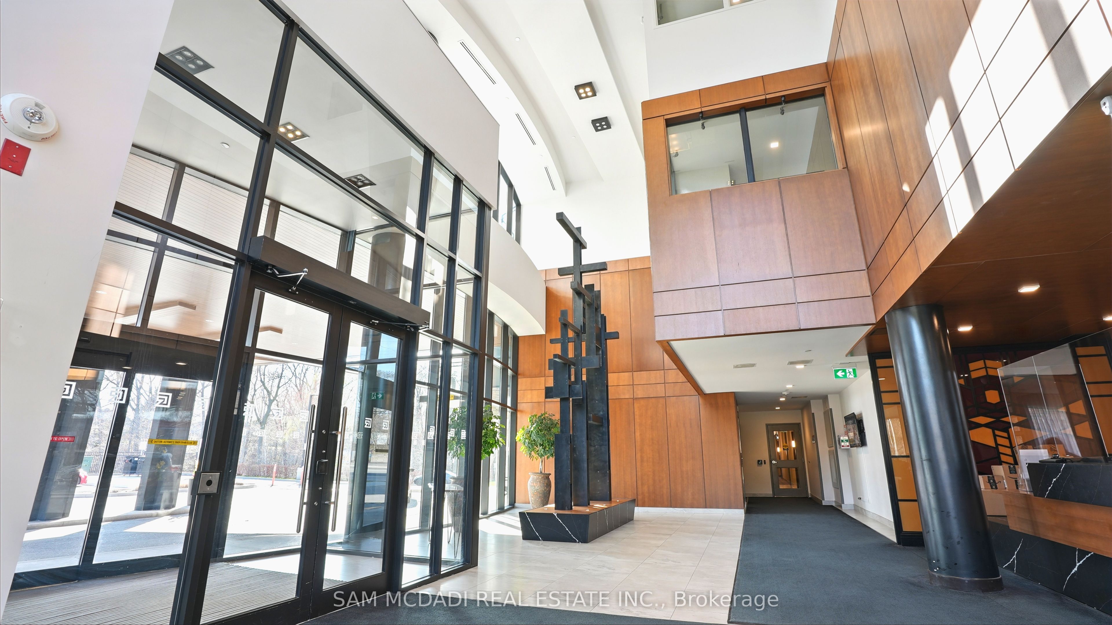 Additional image 3 of 415-1575 Lakeshore Road W, Mississauga, ON, L5J 0B1
