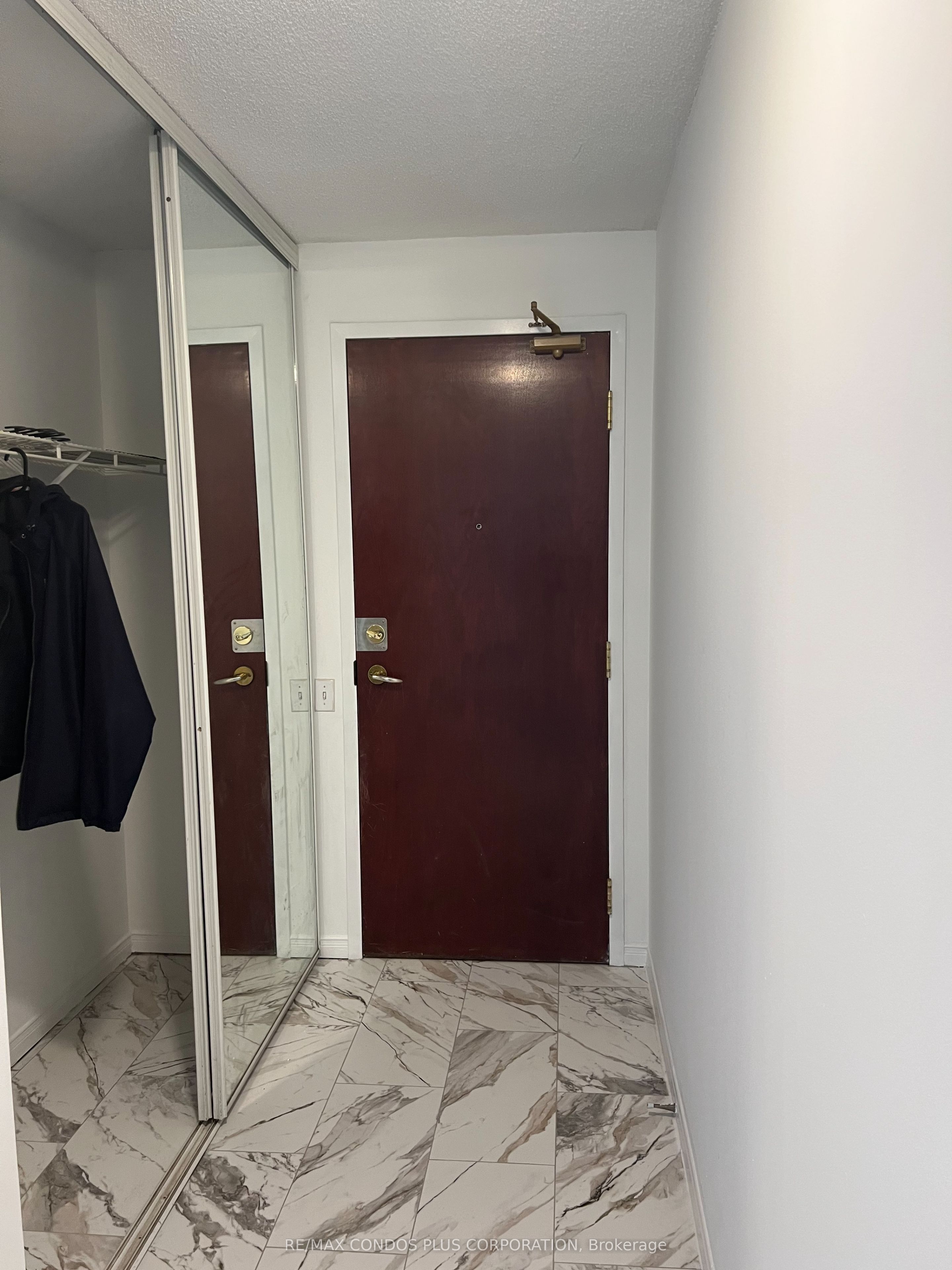 Additional image 3 of 1707-750 Bay Street, Toronto, ON, M5G 1N6