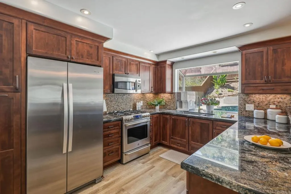 Additional image 79 of 11120 Forestview Lane, San Diego, CA 92131