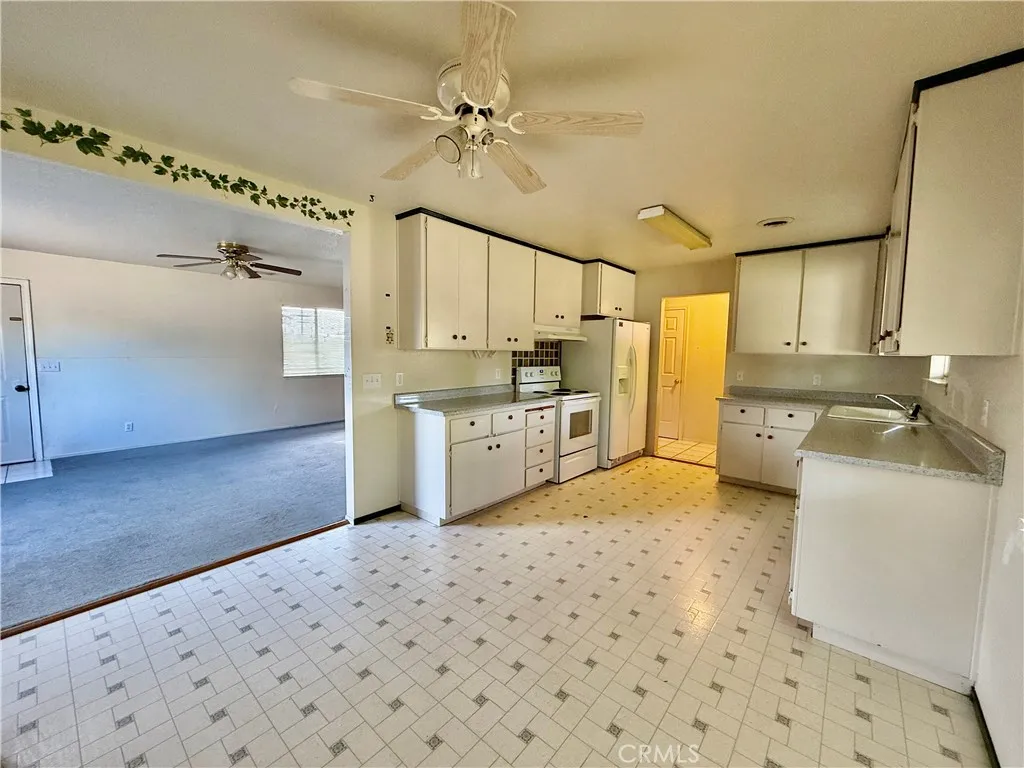 Additional image 35 of 557 5th St, Willows, CA 95988