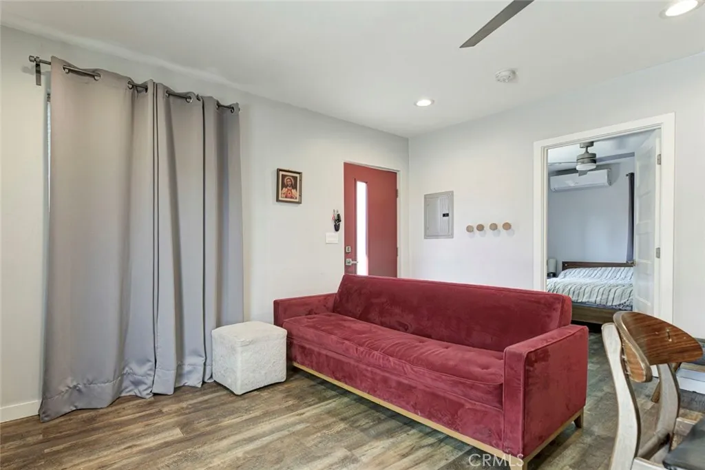 Additional image 108 of 7732 Westland Ave, North Hollywood, CA 91605