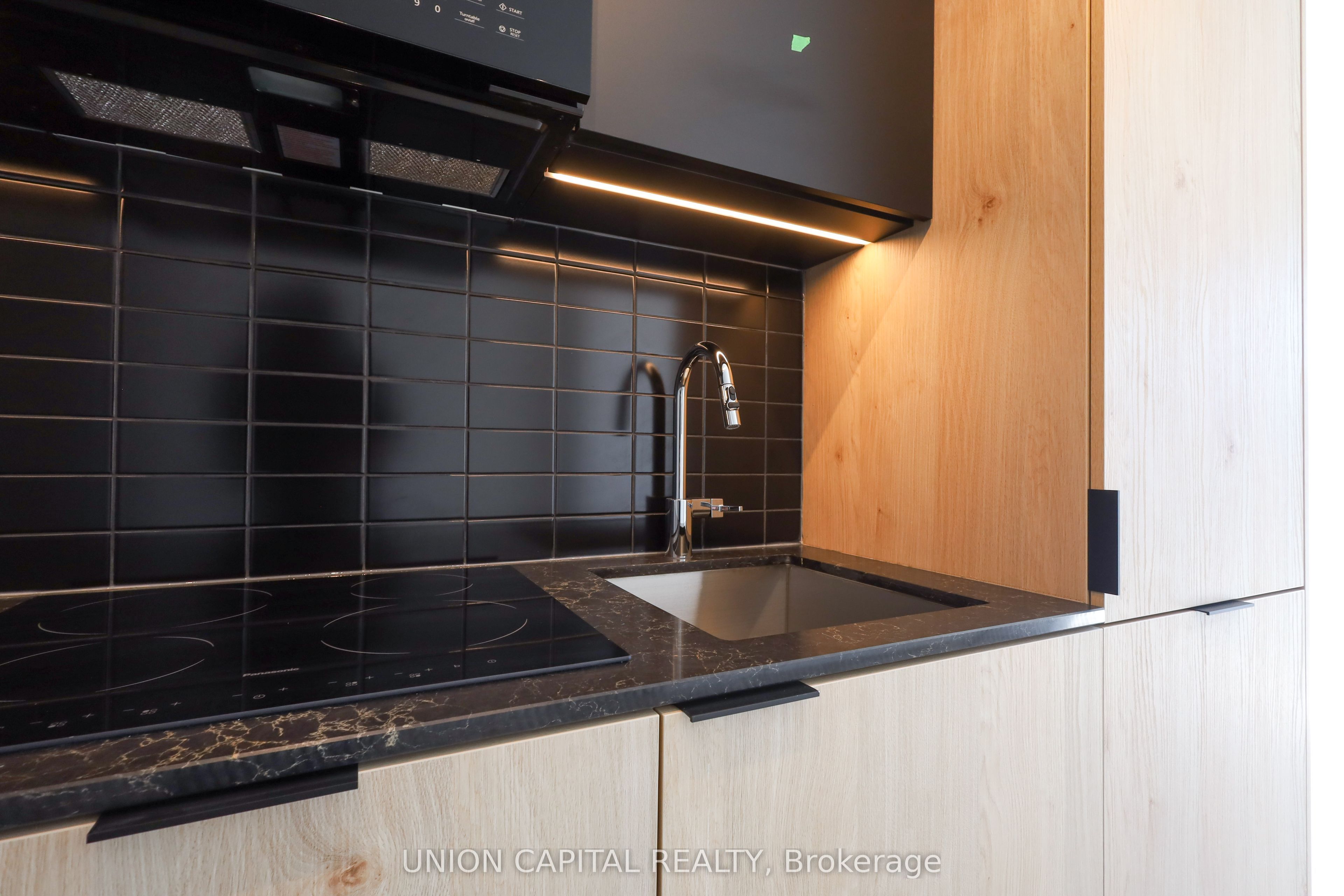 Additional image 6 of 520-28 Eastern Avenue, Toronto, ON, M5A 0Y2