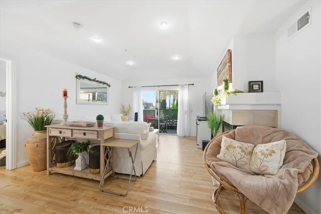 Additional image 16 of 6657 Canterbury Dr Unit 203, Chino Hills, CA 91709