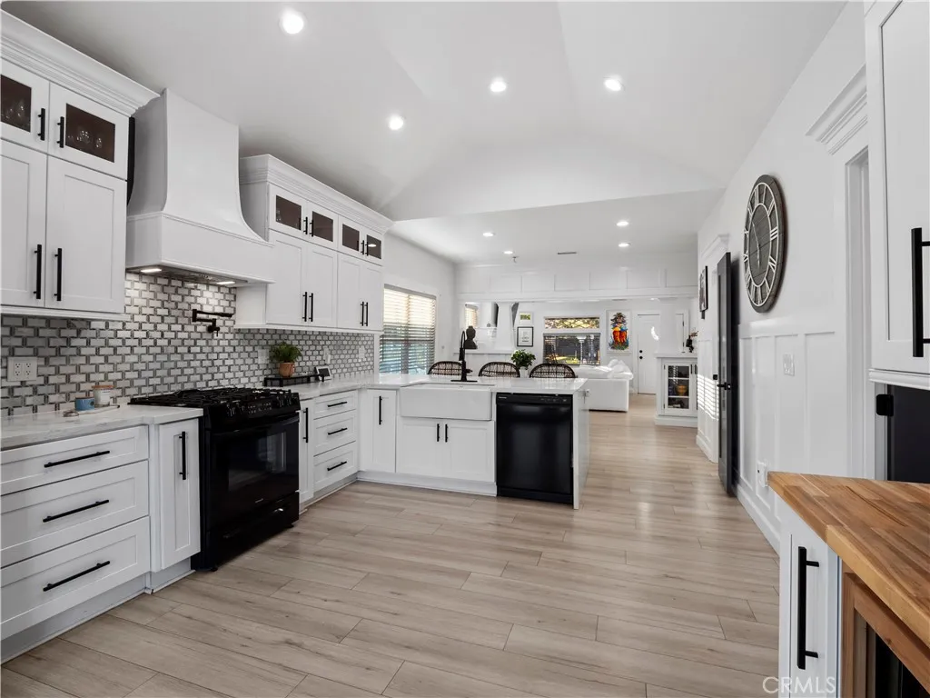 Additional image 29 of 2330 W 29th Place, Los Angeles, CA 90018
