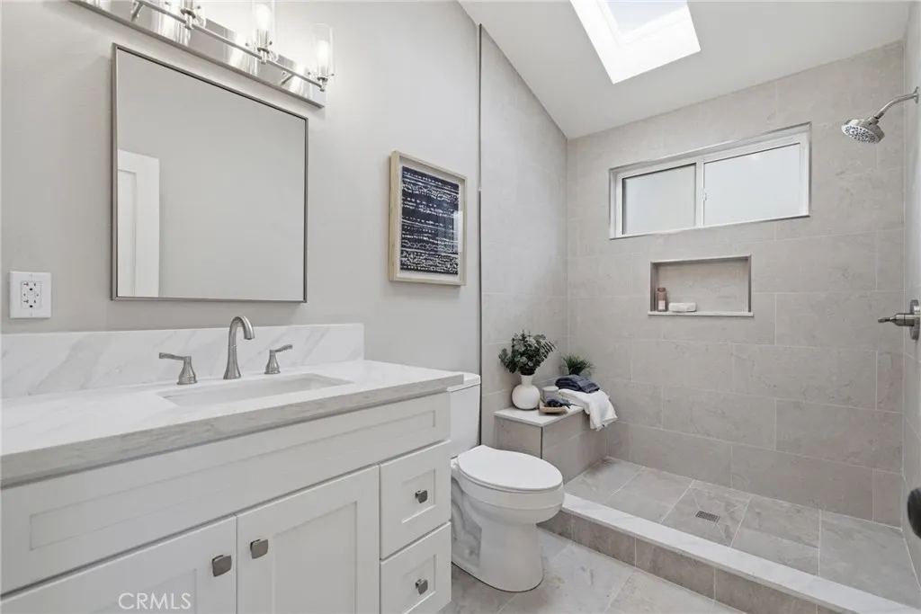 Additional image 58 of 5417 E Harco Street, Long Beach, CA 90808