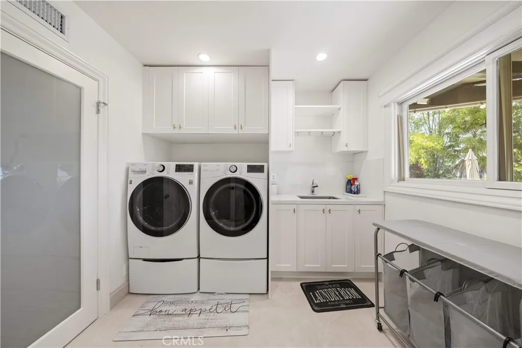 Additional image 29 of 16935 Esquira Pl, Encino, CA 91436