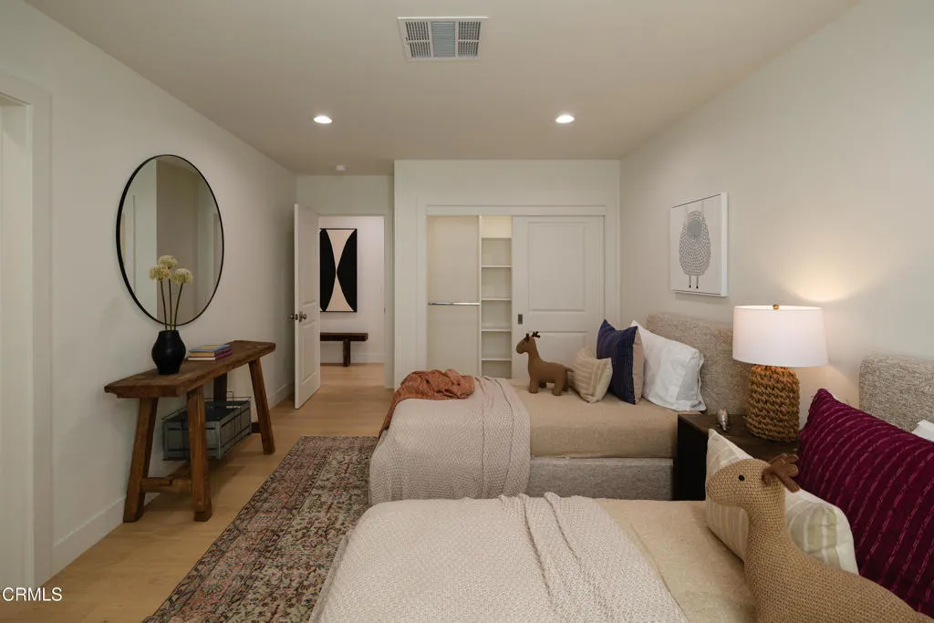 Additional image 76 of 604 De Nova Street, La Canada Flintridge, CA 91011