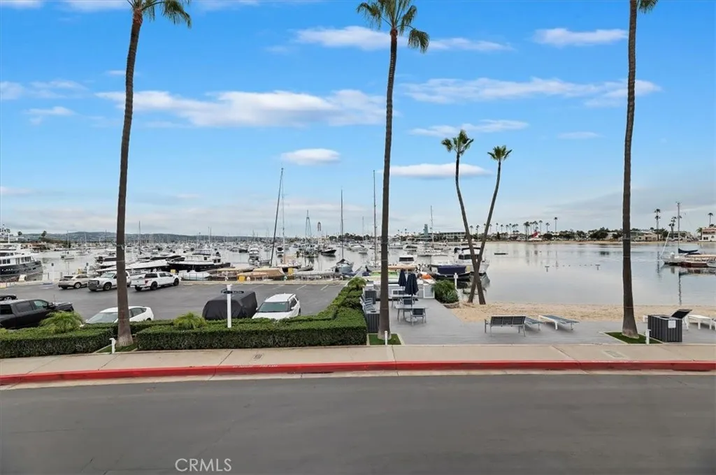Additional image 88 of 58 Beach Dr, Newport Beach, CA 92663