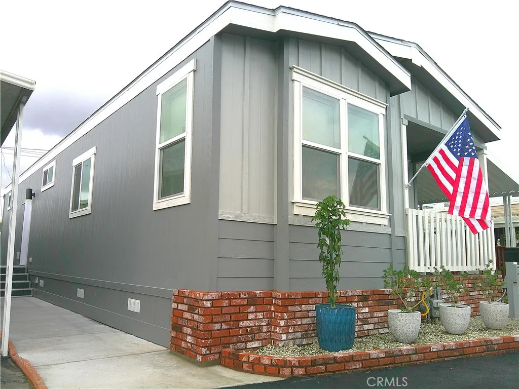 Additional image 3 of 1020 Bradbourne Avenue Unit 22, Duarte, CA 91010