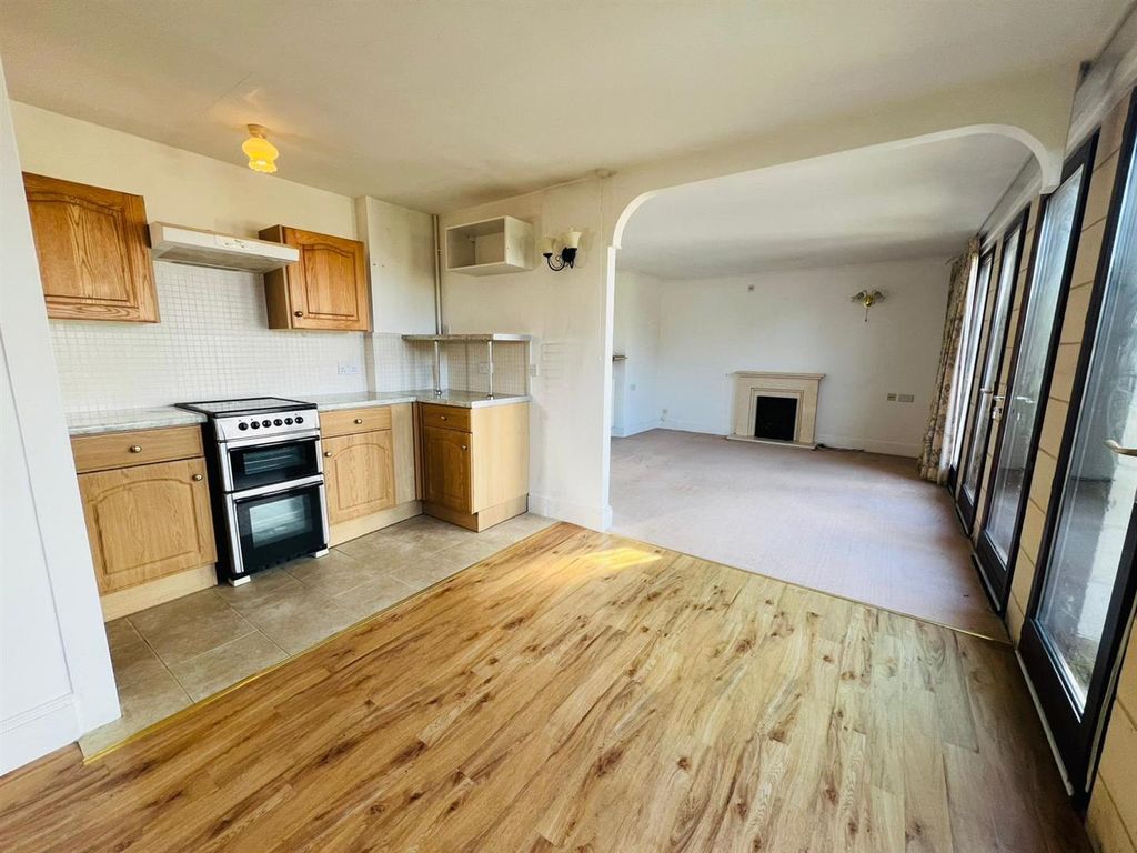 Additional image 7 of 2 bed semi-detached bungalow for saleYarmouth, Isle Of Wight PO41