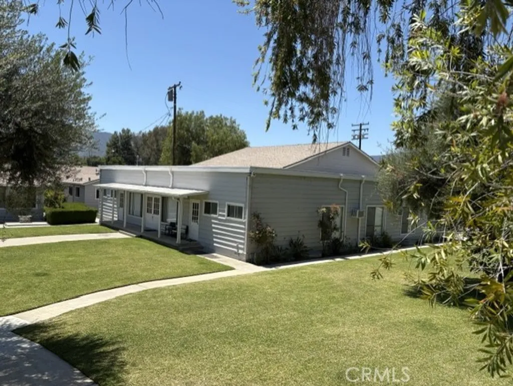 Additional image 10 of 150 E Lakeshore Dr Unit 10, Lake Elsinore, CA 92530
