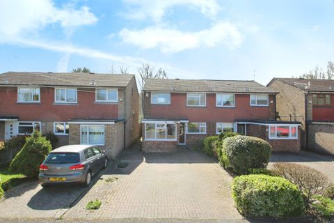 Fairway Avenue, West Drayton UB7
