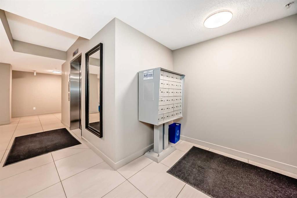 Additional image 3 of 1002-735 2 Avenue SW, Calgary, AB, T2P 0E4