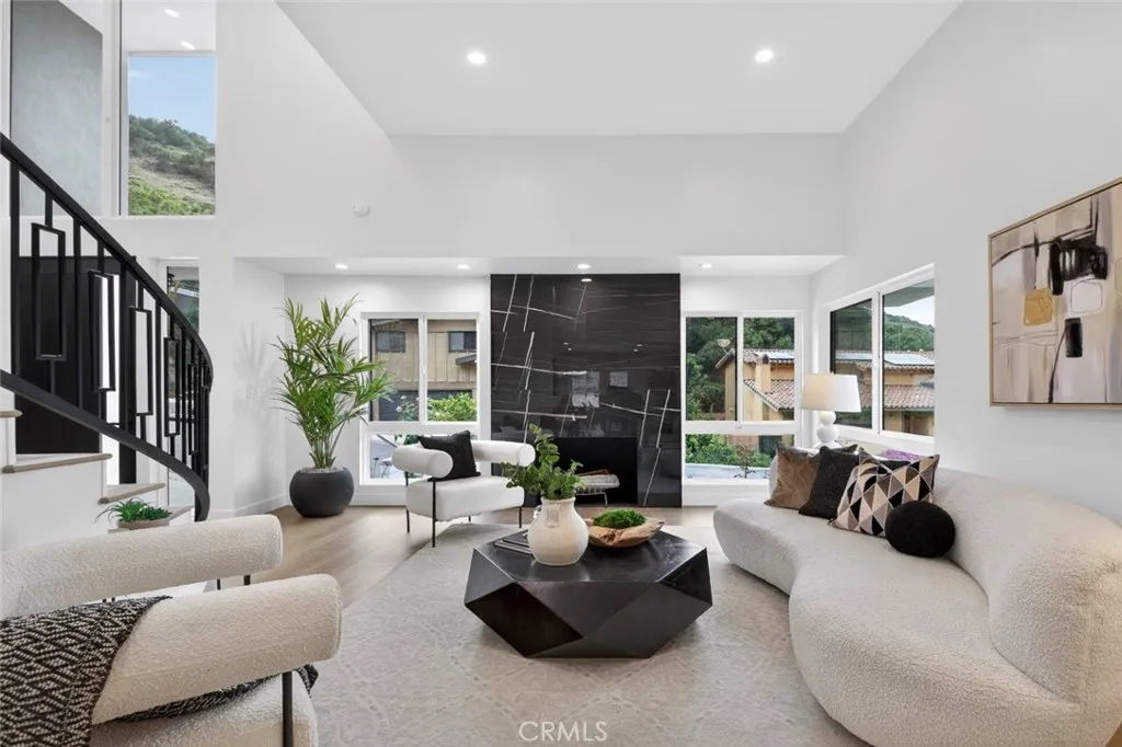 Additional image 6 of 17064 Escalon Drive, Encino, CA 91436