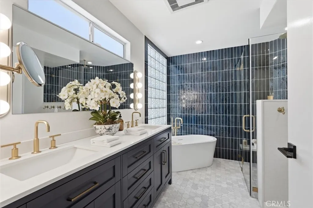 Additional image 21 of 24 Eastwind Street Unit 1, Marina Del Rey, CA 90292