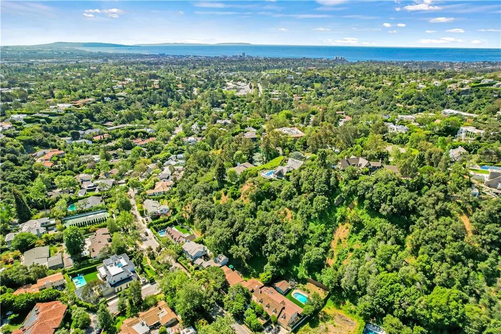 Additional image 57 of 1821 Mandeville Canyon Rd, Los Angeles, CA 90049