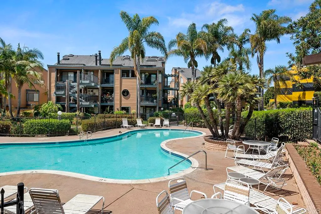 Additional image 110 of 4009 Layang Layang Circle Unit J, Carlsbad, CA 92008