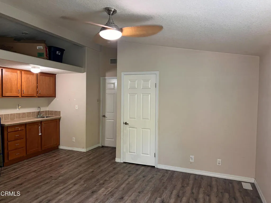 Additional image 39 of 11100 Telegraph Road Unit 40, Ventura, CA 93004